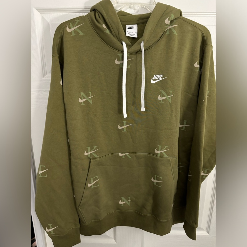 NIKE Green Hoodie, Size XXL, Only worn a couple of times!